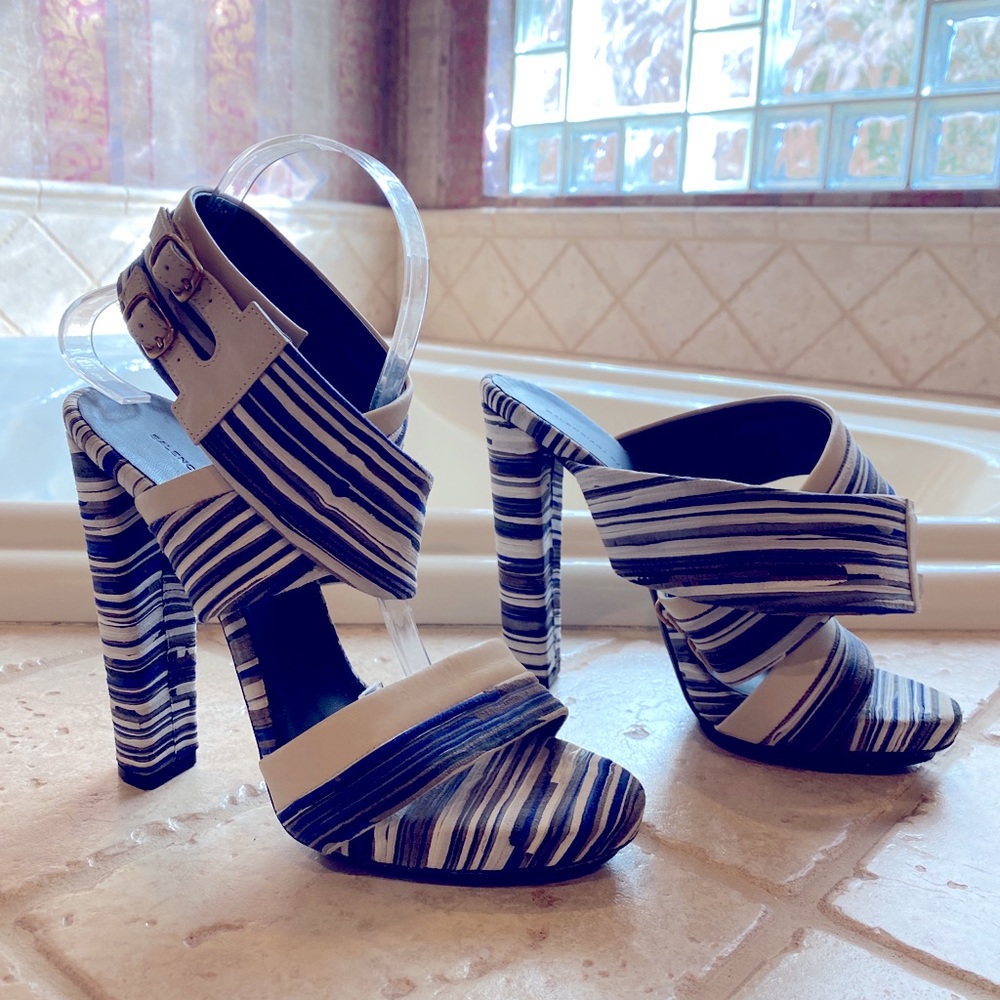 Price Drop Today! Designer* Balenciaga Paris suede strappy high heels Like New!